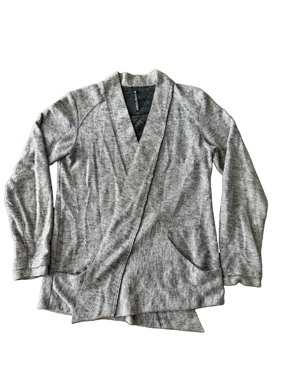 Kuhl Women’s Wool Blend Nova Wrap Cardigan Sweater Size Medium Heather Gray Open